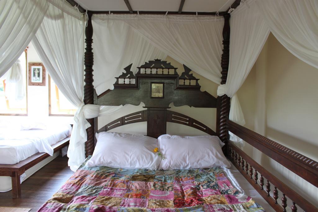 Bebek Biru Hotel Sidemen  Luaran gambar